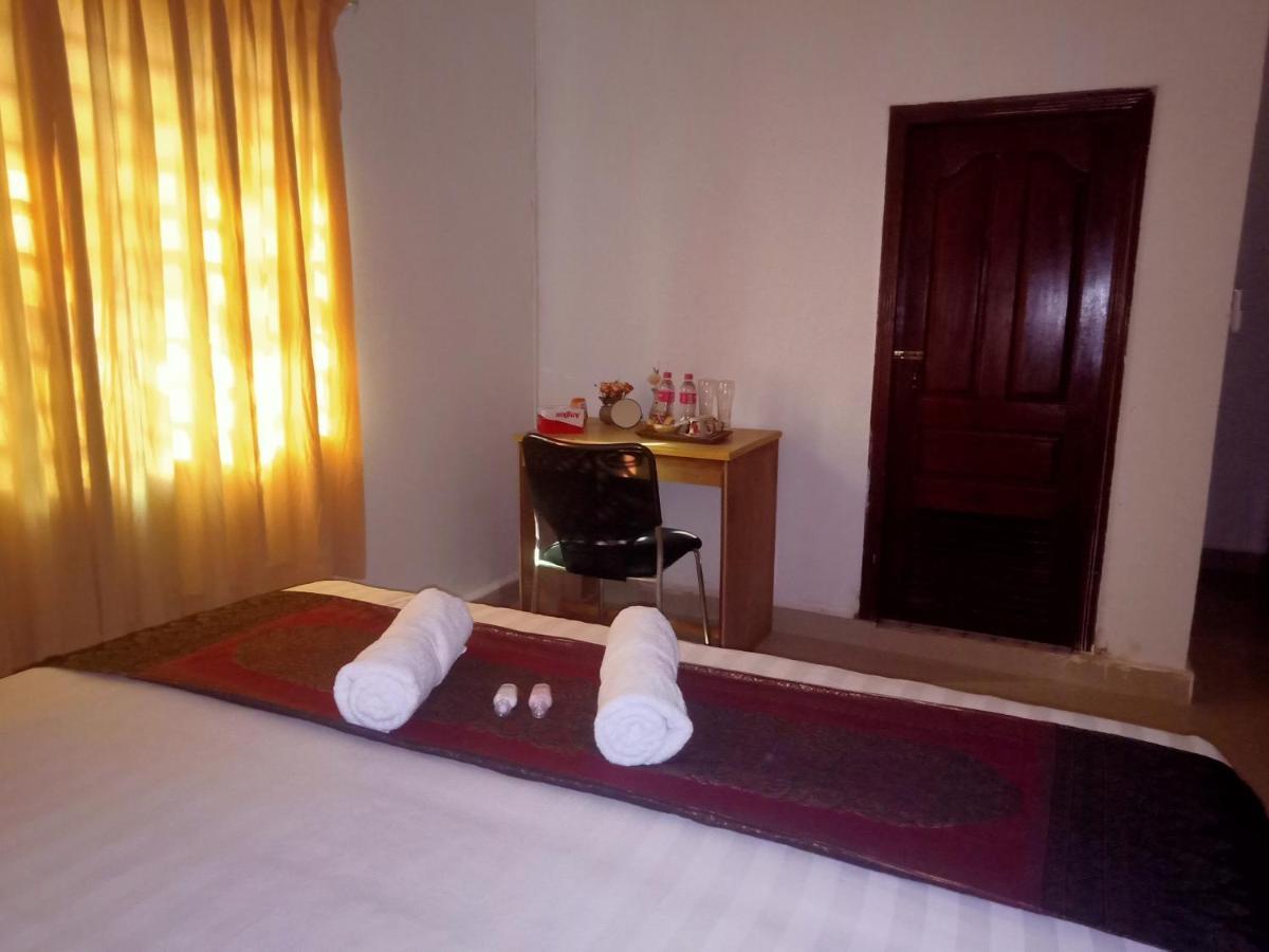 The Crocodile Villa Siem Reap Dış mekan fotoğraf